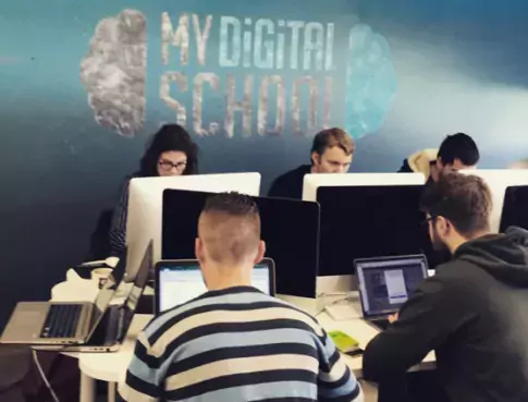 MyDigitalSchool-Melun-école-web-marketing-digital-développeur-web-webdesigner-alternance-post-bac-bachelor-mba-pédagogie-v