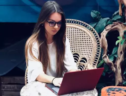 Emma : de la Licence de Lettres Modernes à MyDigitalSchool